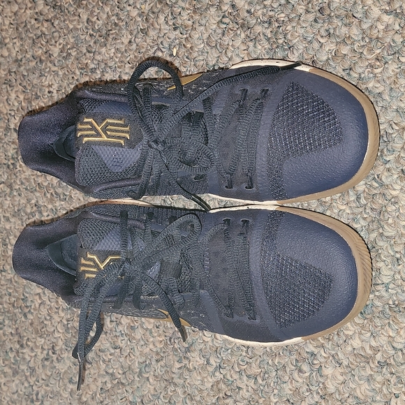 Kyrie 3 Obsidian - Picture 3 of 7